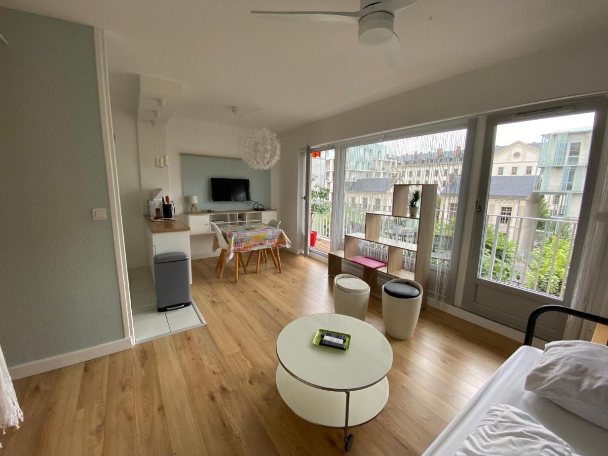 Studio Morgane-Balcon Couvert-Wifi-Pres Centre-Linge Et Menage Reims Zewnętrze zdjęcie