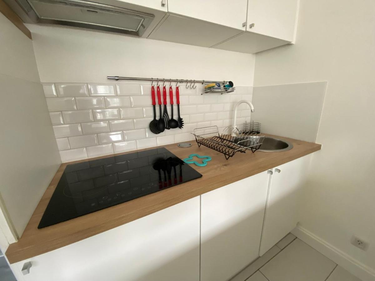 Studio Morgane-Balcon Couvert-Wifi-Pres Centre-Linge Et Menage Reims Zewnętrze zdjęcie